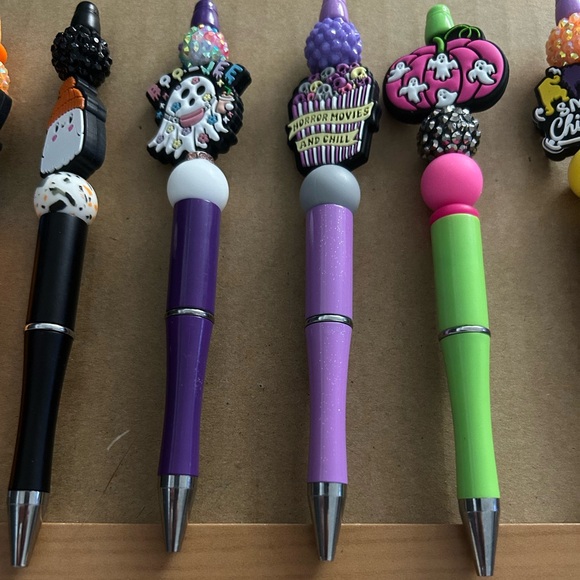 - Halloween pen handmade (pick one) - Picture 3 of 5